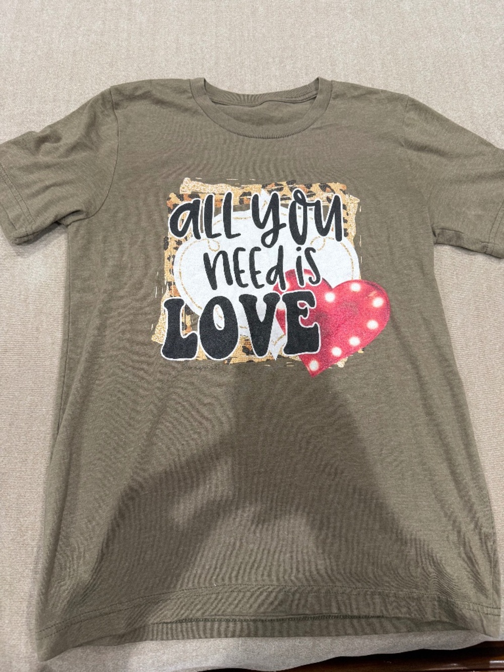 Heart tee